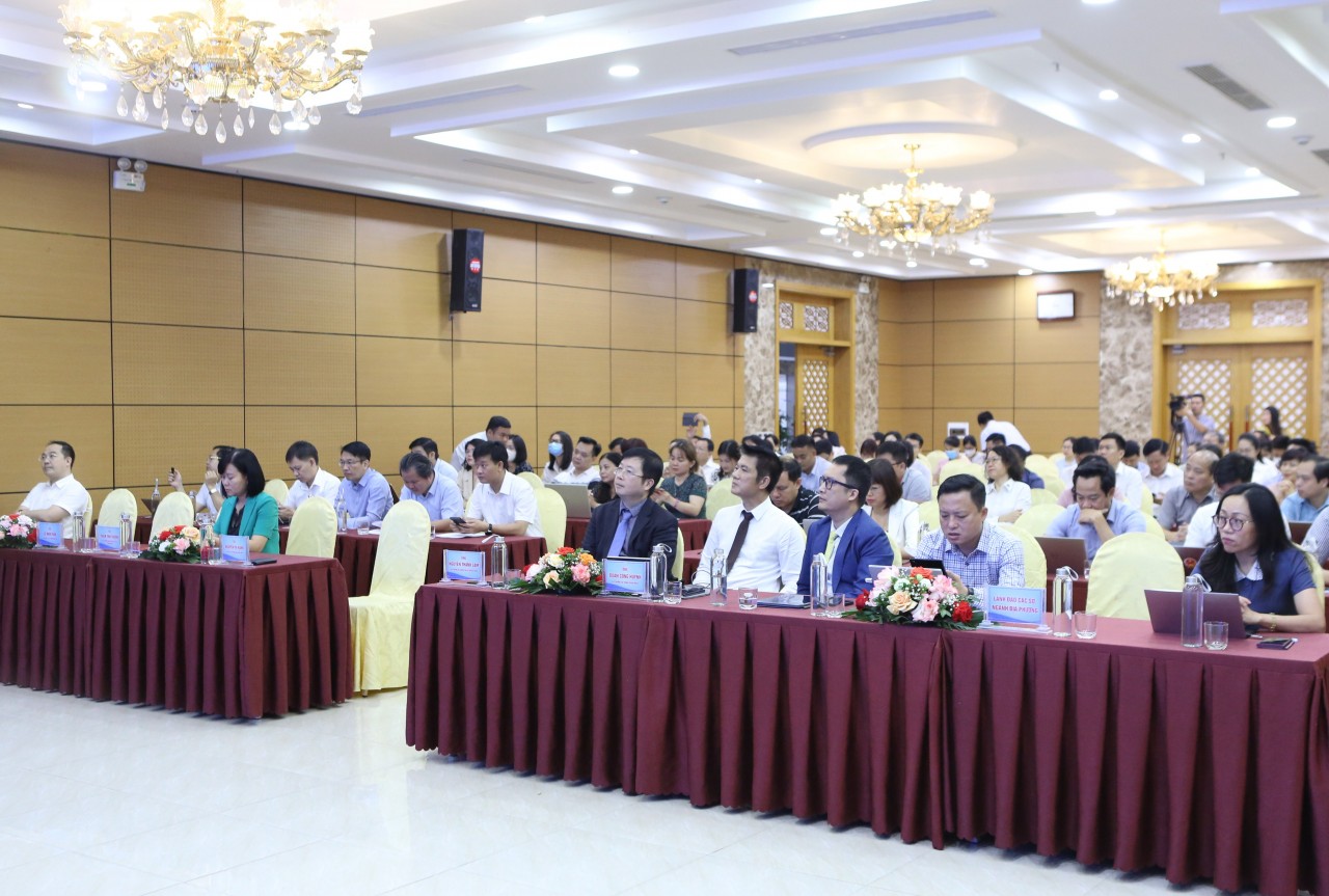 Địa phương làm “nền tảng”, “hạt nhân” để xây dựng và truyền thông về hình ảnh quốc gia Địa phương làm “nền tảng”, “hạt nhân” để xây dựng và truyền thông về hình ảnh quốc gia