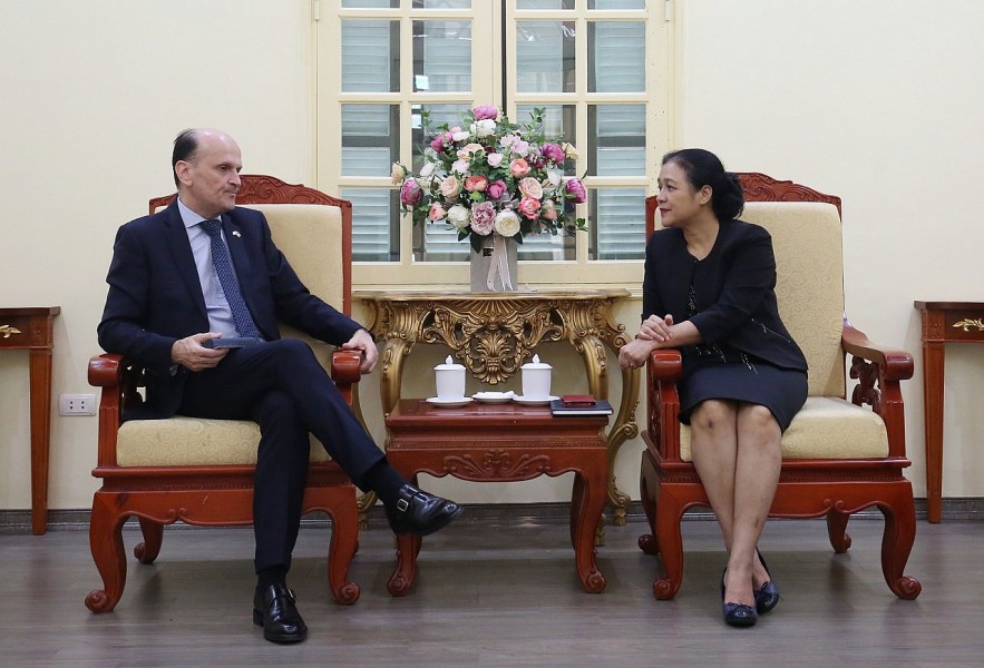 VUFO and Argentine Embassy Promote People-to-people Diplomacy VUFO and Argentine Embassy Promote People-to-people Diplomacy