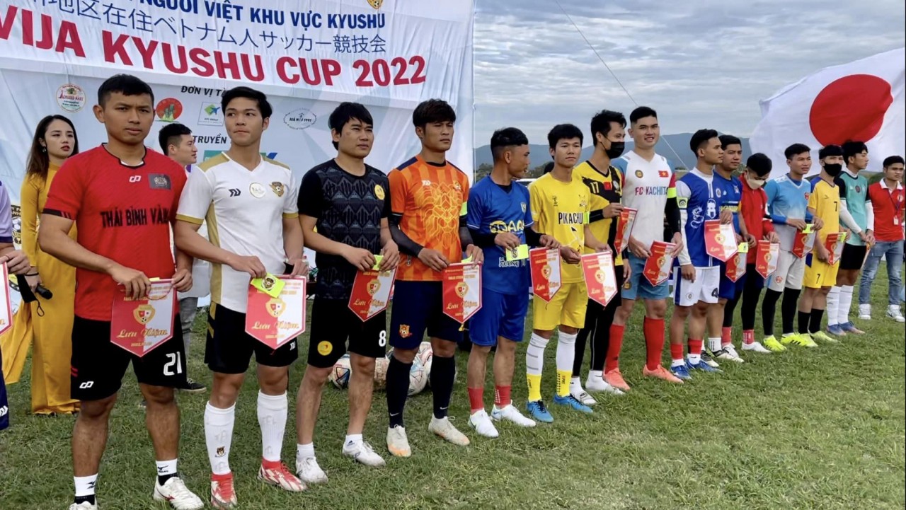16 đội tham gia giải bóng đá của cộng đồng người Việt khu vực Kyushu - Nhật Bản