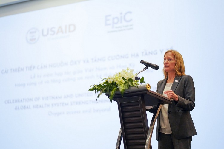Giám đốc Quốc gia USAID Việt Nam Aler Grubbs phát biểu tại sự kiện (Ảnh: Báo Sức khỏe và Đời sống). Giám đốc Quốc gia USAID Việt Nam Aler Grubbs phát biểu tại sự kiện (Ảnh: Báo Sức khỏe và Đời sống).