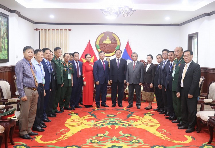 Liên hoan hữu nghị nhân dân Việt Nam - Lào giúp thế hệ trẻ hiểu, xây dựng, phát triển quan hệ hai nước Liên hoan hữu nghị nhân dân Việt Nam - Lào giúp thế hệ trẻ hiểu, xây dựng, phát triển quan hệ hai nước