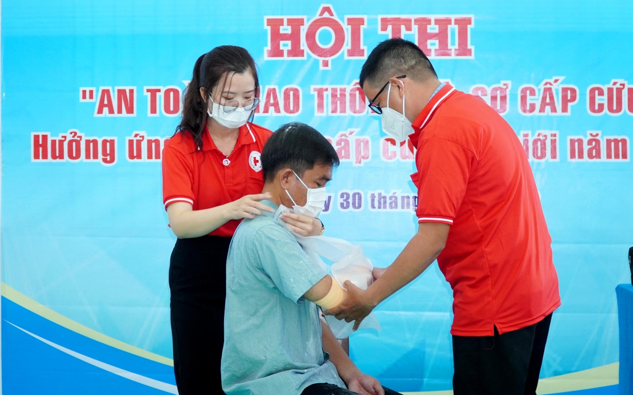 Cần Thơ: Tổ chức Hội thi An toàn giao thông và sơ cấp cứu cho cán bộ cơ sở Cần Thơ: Tổ chức Hội thi An toàn giao thông và sơ cấp cứu cho cán bộ cơ sở