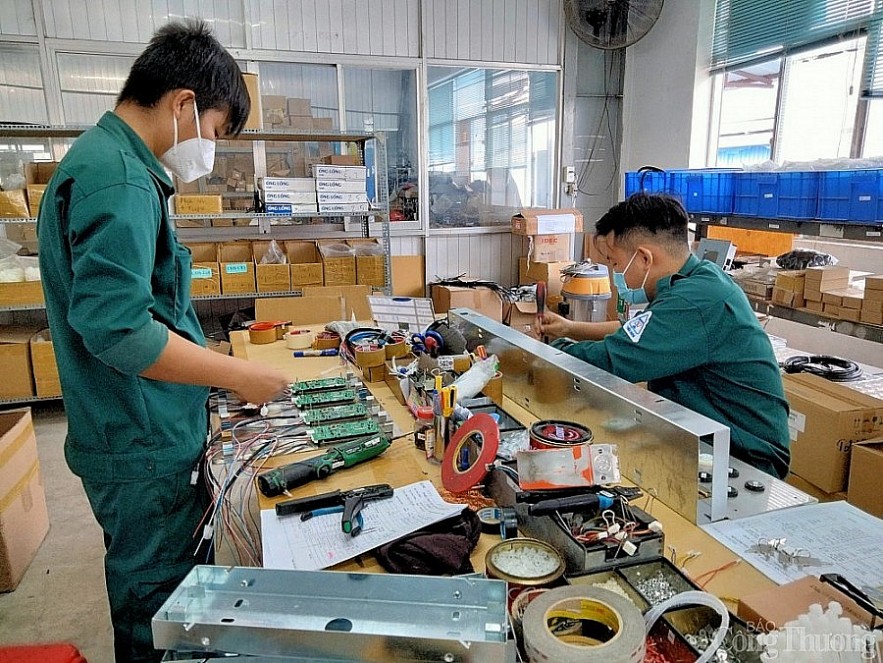 Opportunities to Attract Foreign Direct Investment of Vietnamese Industry Opportunities to Attract Foreign Investment of Vietnamese Industry