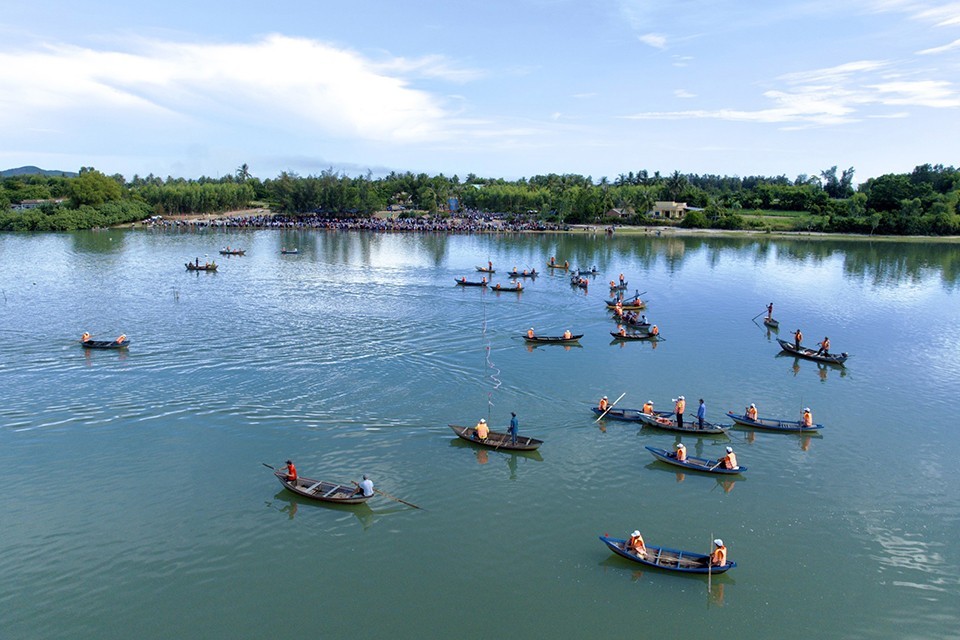 Xây dựng hồ sơ di tích quốc gia đặc biệt Văn hóa Sa Huỳnh (Quảng Ngãi) Xây dựng hồ sơ di tích quốc gia đặc biệt Văn hóa Sa Huỳnh (Quảng Ngãi)