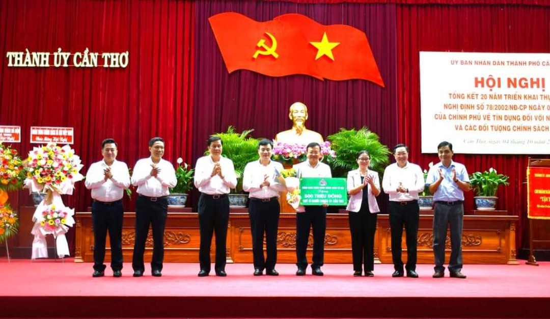 Cần Thơ: 20 năm, trên 634.000 lượt hộ nghèo, hộ cận nghèo, đối tượng chính sách được vay tín dụng chính sách xã hội Cần Thơ: 20 năm, trên 634.000 lượt hộ nghèo, hộ cận nghèo, đối tượng chính sách được vay tín dụng chính sách xã hội