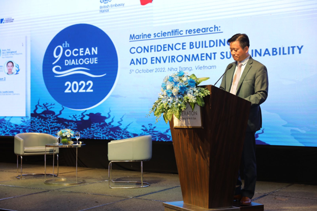 Tiến sĩ Nguyễn Hùng Sơn, Phó Giám đốc Học viện Ngoại giao phát biểu khai mạc Đối thoại Tiến sĩ Nguyễn Hùng Sơn, Phó Giám đốc Học viện Ngoại giao phát biểu khai mạc Đối thoại