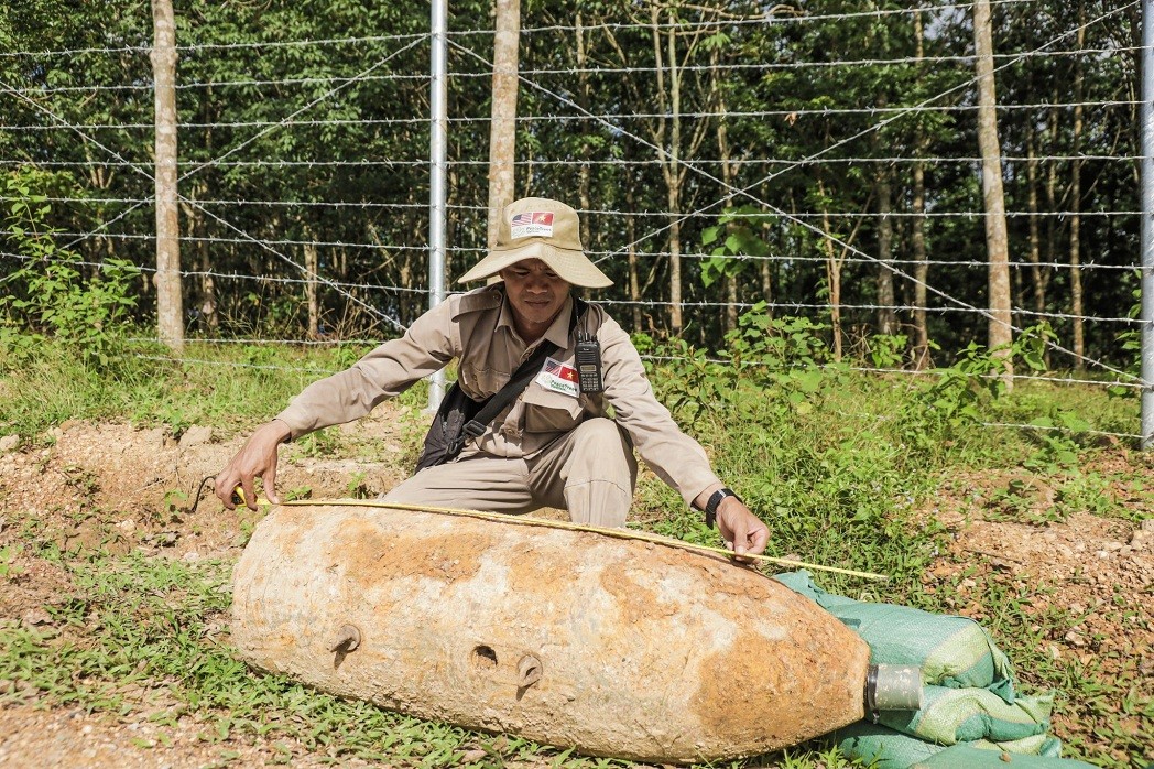 The second one, also an M117 bomb, was detected about 70 metres away from the first one The second one, also an M117 bomb, was detected about 70 metres away from the first one