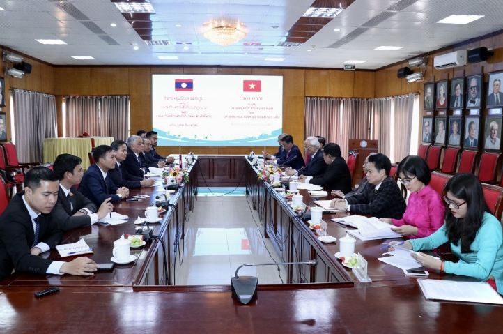 Committees Work to Promote Solidarity in Vietnam, Laos Committees Work to Promote Solidarity in Vietnam, Laos