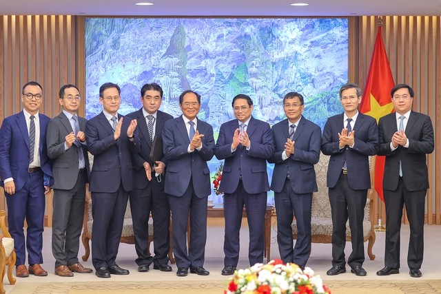 Đại sứ Park Noh Wan bày tỏ cảm ơn Chính phủ Việt Nam luôn quan tâm, tháo gỡ khó khăn, hỗ trợ các doanh nghiệp, trong đó có các doanh nghiệp Hàn Quốc phát triển (Ảnh: VGP/Nhật Bắc). Đại sứ Park Noh Wan bày tỏ cảm ơn Chính phủ Việt Nam luôn quan tâm, tháo gỡ khó khăn, hỗ trợ các doanh nghiệp, trong đó có các doanh nghiệp Hàn Quốc phát triển (Ảnh: VGP/Nhật Bắc).