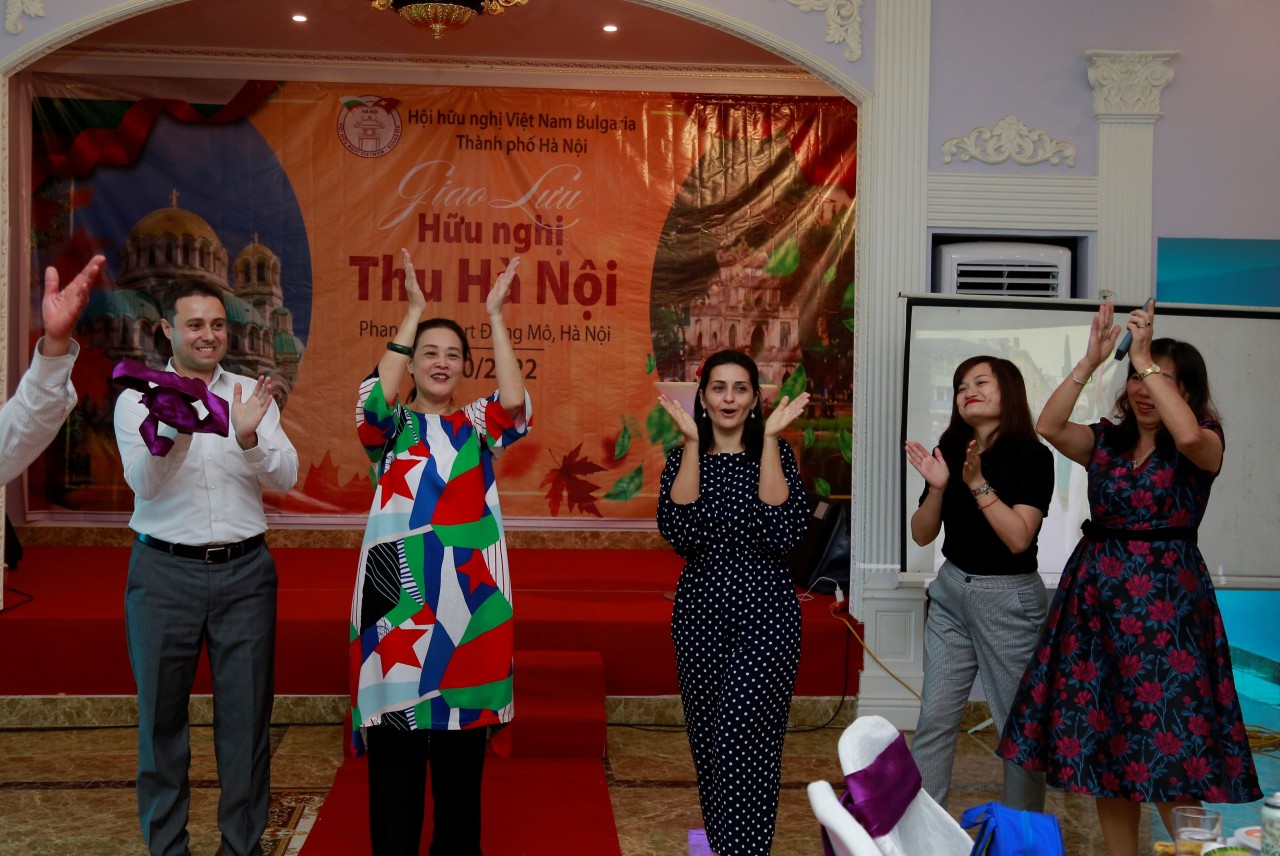Vun đắp tình hữu nghị giữa Việt Nam - Bulgaria Vun đắp tình hữu nghị giữa Việt Nam - Bulgaria