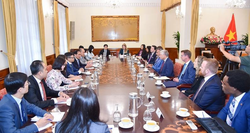 Chairman of US House of Representatives’ Sub-Committee on Asia-Pacific Visits Vietnam Chairman of US House of Representatives’ Sub-Committee on Asia-Pacific Visits Vietnam
