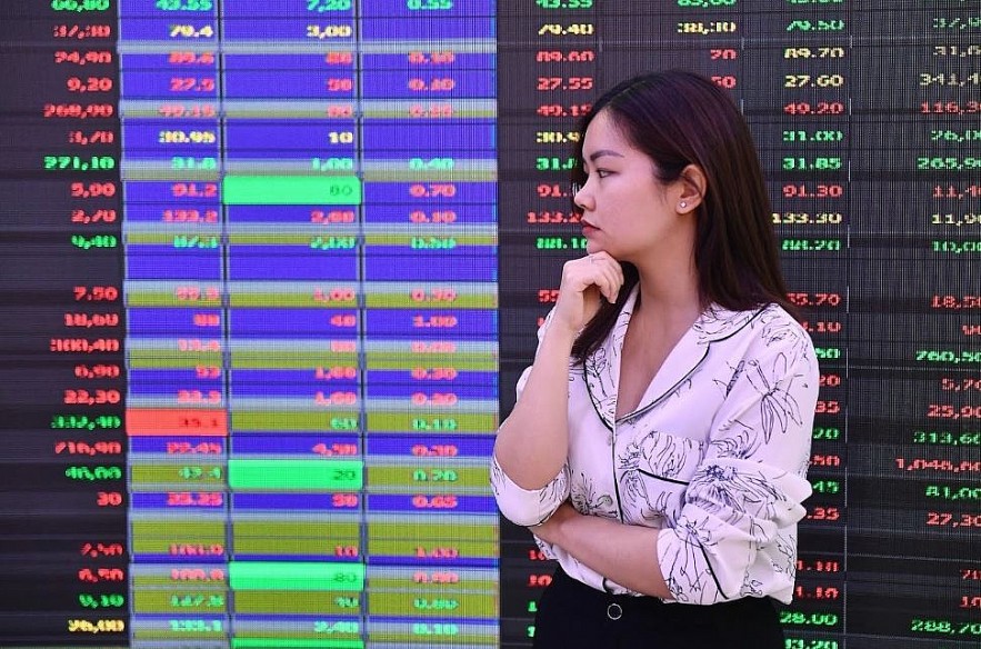 Vietnam Business & Weather Briefing (Oct 12): Consumption Taxes on Gasoline to Stay in Place Vietnam Business & Weather Briefing (Oct 12): Consumption Taxes on Gasoline to Stay in Place