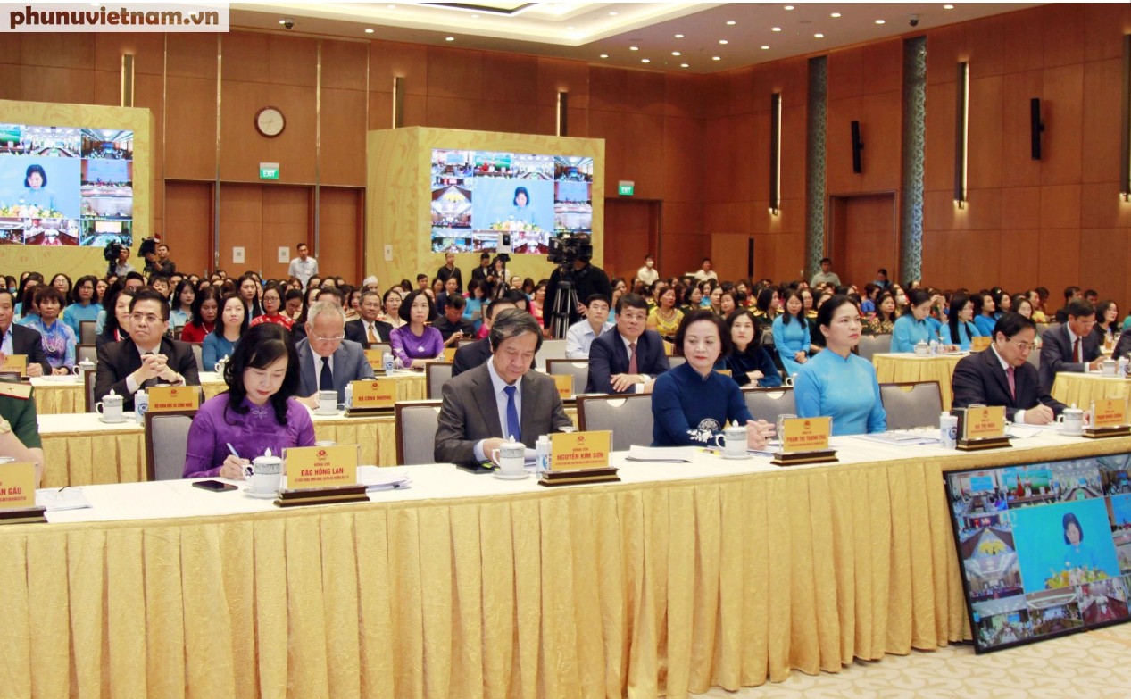 3 vấn đề Thủ tướng Chính phủ đối thoại với phụ nữ Việt Nam