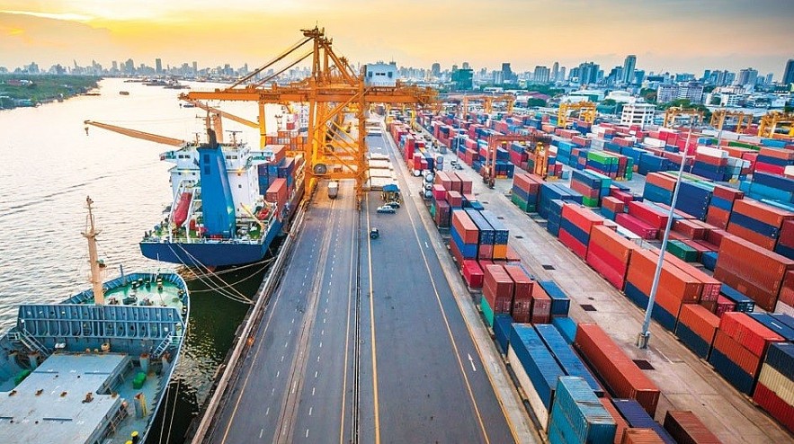 Vietnam's Strong Economic Growth in Asia Vietnam Sees Strong Economic Growth, says IMF