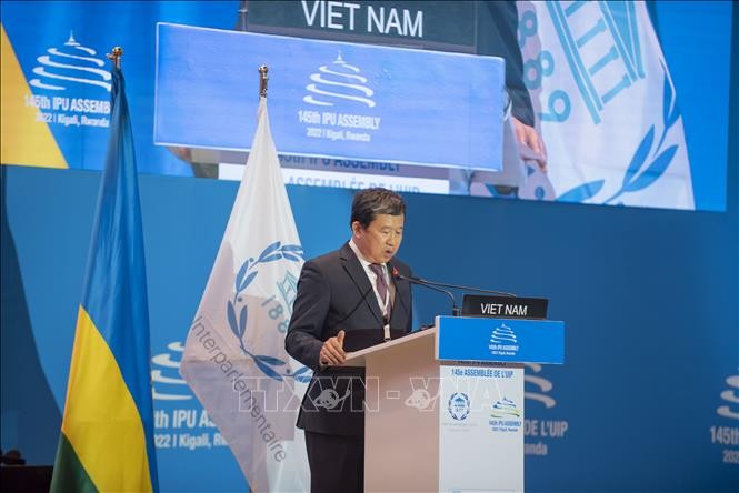 Ủy viên Trung ương Đảng, Ủy viên Ủy ban Thường vụ Quốc hội, Chủ nhiệm Ủy ban Đối ngoại Vũ Hải Hà phát biểu (Ảnh: TTXVN phát). Ủy viên Trung ương Đảng, Ủy viên Ủy ban Thường vụ Quốc hội, Chủ nhiệm Ủy ban Đối ngoại Vũ Hải Hà phát biểu (Ảnh: TTXVN phát).