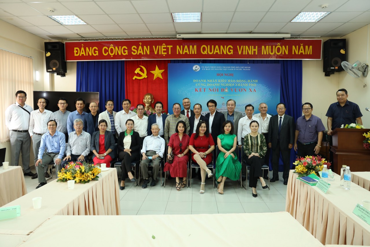 Doanh nhân kiều bào đồng hành cùng doanh nghiệp TP Hồ Chí Minh Doanh nhân kiều bào đồng hành cùng doanh nghiệp TP Hồ Chí Minh