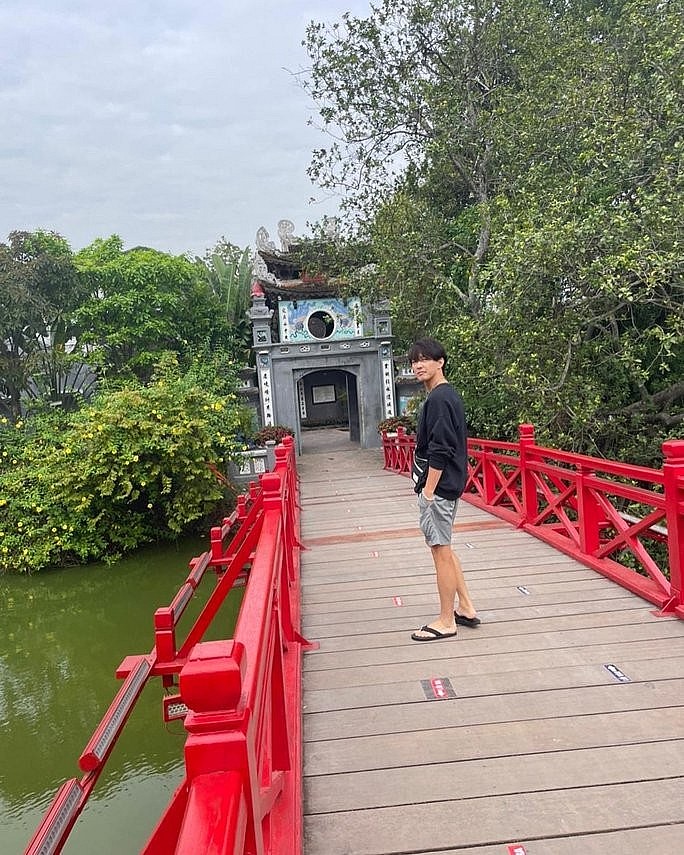 Takeru Shibaki also roams everywhere Takeru Shibaki also roams everywhere