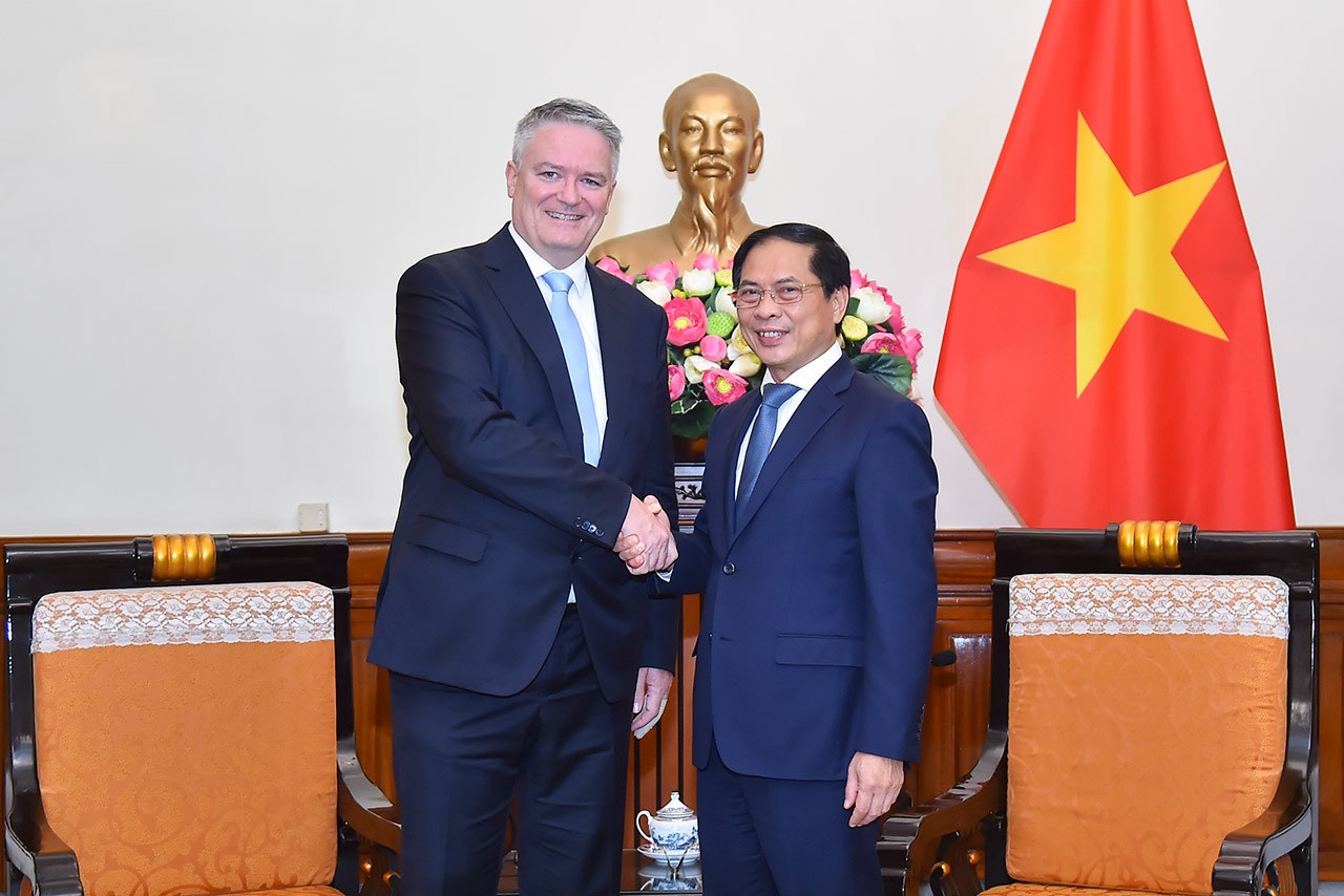 OECD sẽ tiếp tục đồng hành cùng Việt Nam thực hiện mục tiêu phát triển bền vững OECD sẽ tiếp tục đồng hành cùng Việt Nam thực hiện mục tiêu phát triển bền vững