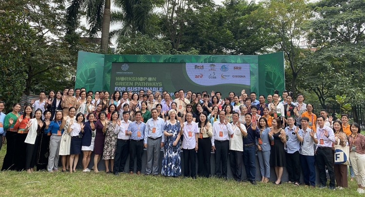 Các đại biểu tham gia Hội thảo. Các đại biểu tham gia Hội thảo.