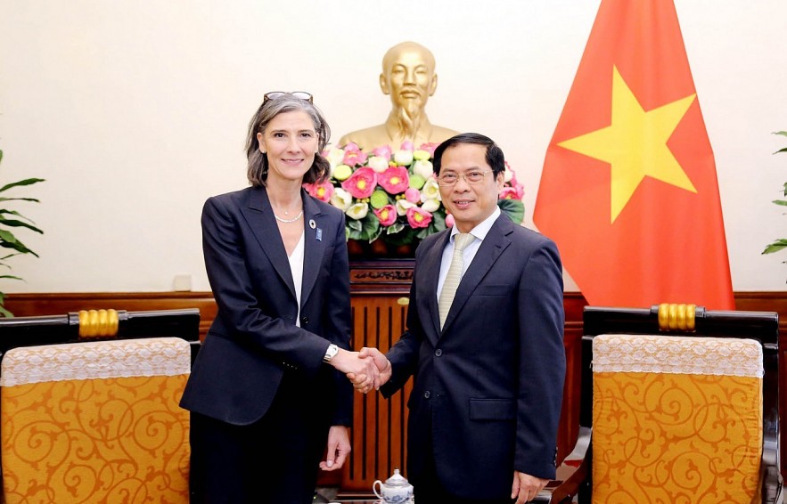 UNDP Attaches Importance to Cooperation with Vietnam: Resident Representative UNDP Attaches Importance to Cooperation with Vietnam: Resident Representative