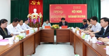 Kon Tum (Việt Nam) và Attapư (Lào) trao đổi kinh nghiệm về công tác tuyên giáo