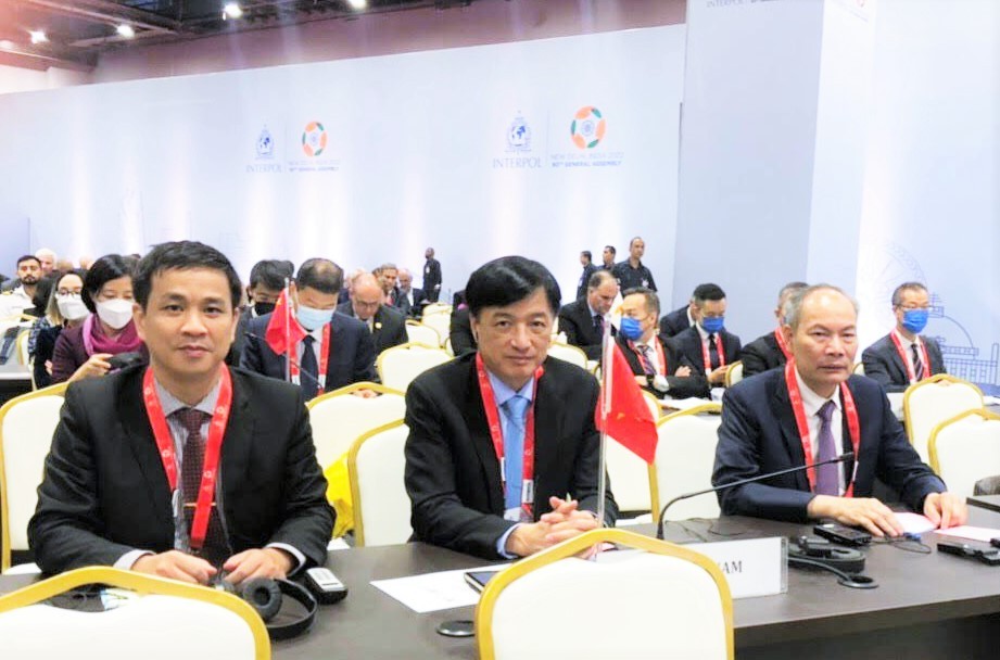 Đoàn đại biểu cấp cao Bộ Công an Việt Nam tham dự Kỳ họp Đại hội đồng INTERPOL lần thứ 90 (Ảnh: Bộ Công an). Đoàn đại biểu cấp cao Bộ Công an Việt Nam tham dự Kỳ họp Đại hội đồng INTERPOL lần thứ 90 (Ảnh: Bộ Công an).