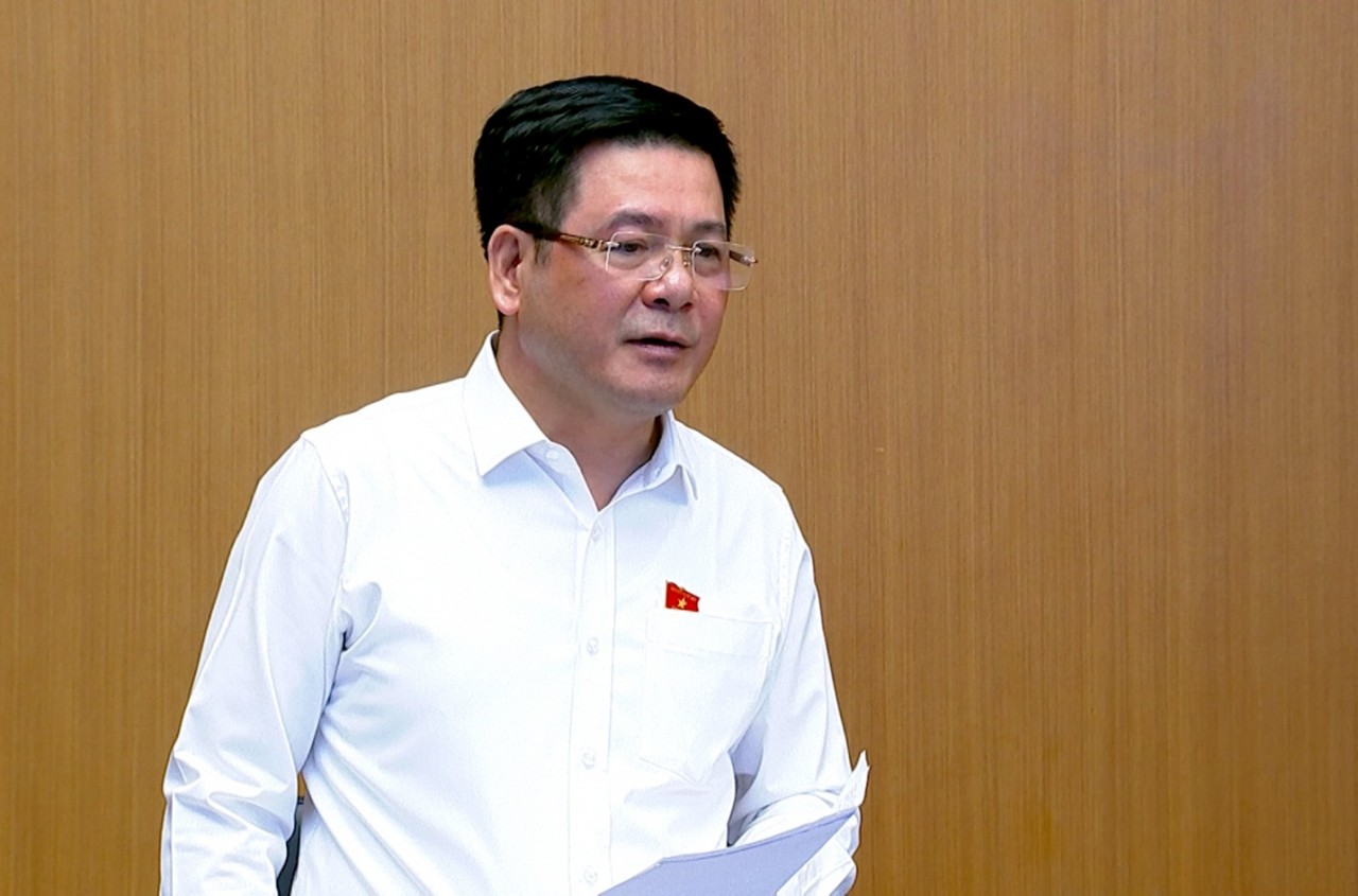 Bộ trưởng Bộ Công Thương Nguyễn Hồng Diên (Ảnh: Bộ Công thương). Bộ trưởng Bộ Công Thương Nguyễn Hồng Diên (Ảnh: Bộ Công thương).