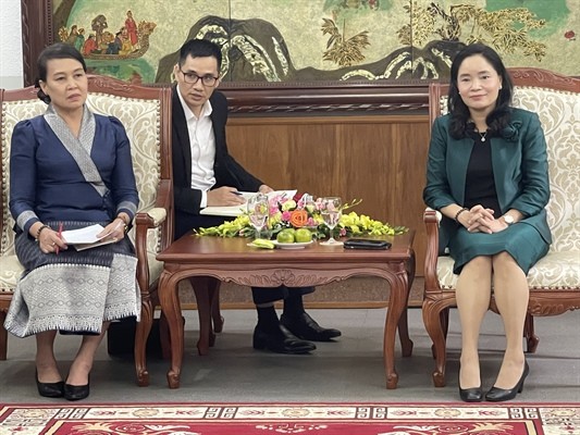 Đẩy mạnh quan hệ hợp tác thư viện giữa Việt Nam - Lào Đẩy mạnh quan hệ hợp tác thư viện giữa Việt Nam - Lào
