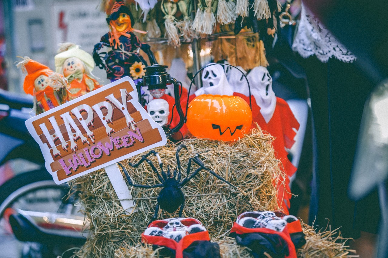 Phố Hàng Mã tưng bừng sắc màu trước ngày hội Halloween Phố Hàng Mã tưng bừng sắc màu trước ngày hội Halloween