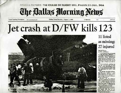 Báo chí đưa tin vụ tai nạn máy bay năm 1985 (Ảnh: Dallas Morning News) Báo chí đưa tin vụ tai nạn máy bay năm 1985 (Ảnh: Dallas Morning News)