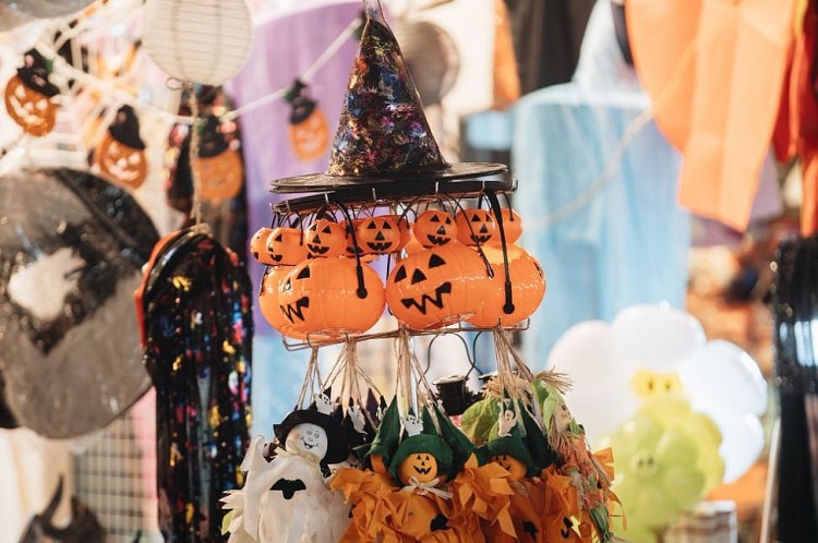 Halloween và Tháng cô hồn có gì giống, khác nhau? Halloween và Tháng cô hồn có gì giống, khác nhau?