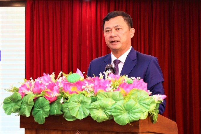 Cầu nối các hoạt động hữu nghị, hợp tác Việt Nam - Lào Cầu nối các hoạt động hữu nghị, hợp tác Việt Nam - Lào