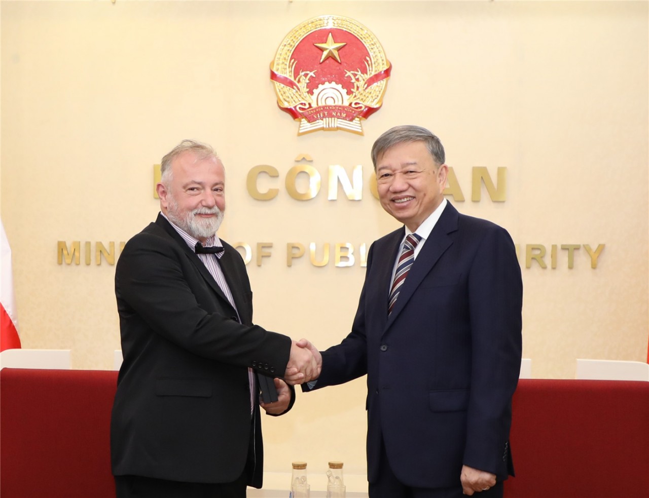 Bộ Công an Việt Nam hợp tác chặt chẽ cùng các cơ quan thực thi pháp luật Cộng hòa Séc Bộ Công an Việt Nam hợp tác chặt chẽ cùng các cơ quan thực thi pháp luật Cộng hòa Séc