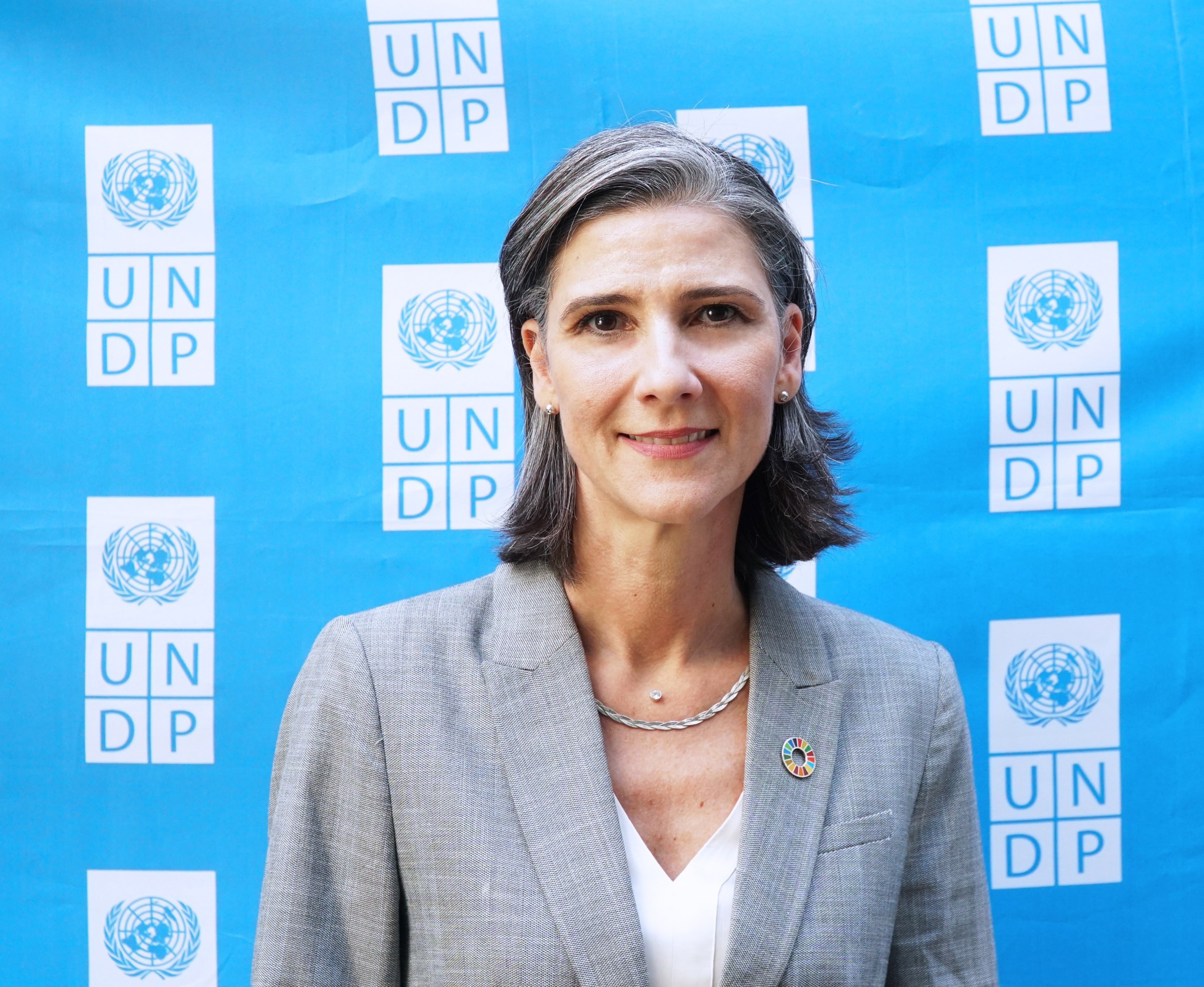 Bà Ramla Khalidi, Trưởng đại diện thường trú Chương trình Phát triển Liên hợp quốc (UNDP) tại Việt Nam. Bà Ramla Khalidi, Trưởng đại diện thường trú Chương trình Phát triển Liên hợp quốc (UNDP) tại Việt Nam.