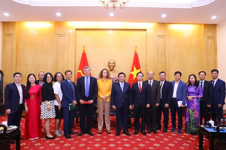 Vietnam, WB Improve Knowledge Exchange, Experience Sharing Programs Vietnam, WB Improve Knowledge Exchange, Experience Sharing Programs