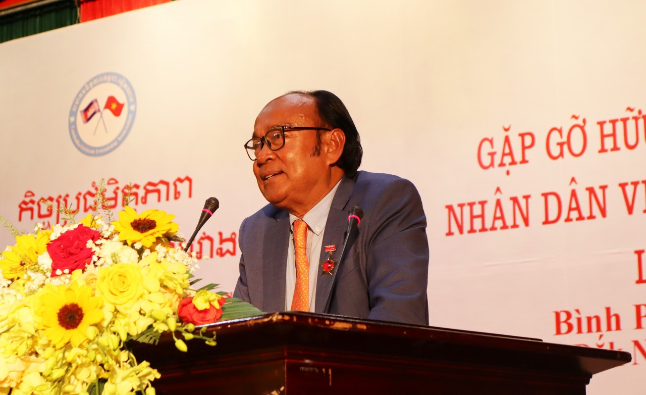 Minh chứng sinh động về tình đoàn kết, hữu nghị giữa nhân dân Việt Nam và Campuchia Minh chứng sinh động về tình đoàn kết, hữu nghị giữa nhân dân Việt Nam và Campuchia