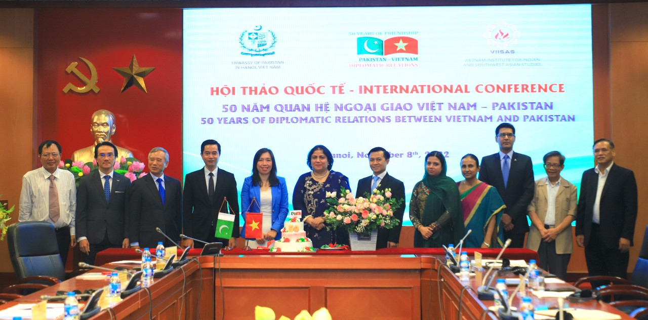Hội thảo khoa học quốc tế “50 năm quan hệ ngoại giao Việt Nam – Pakistan” diễn ra sáng 8/11 tại Hà Nội Hội thảo khoa học quốc tế “50 năm quan hệ ngoại giao Việt Nam – Pakistan” diễn ra sáng 8/11 tại Hà Nội