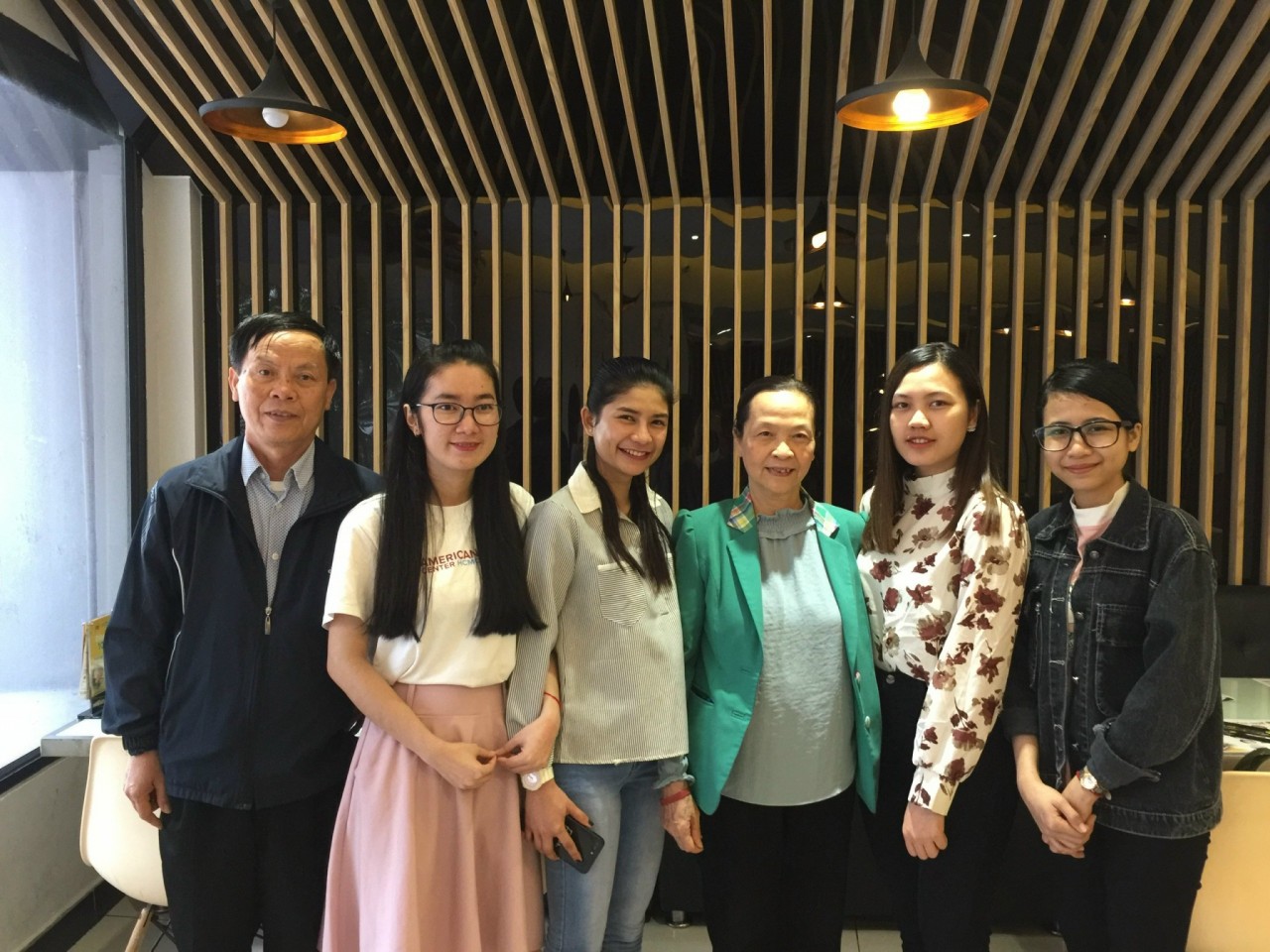 Hạnh phúc khi được làm cha mẹ đỡ đầu của lưu học sinh Campuchia Hạnh phúc khi được làm cha mẹ đỡ đầu của lưu học sinh Campuchia
