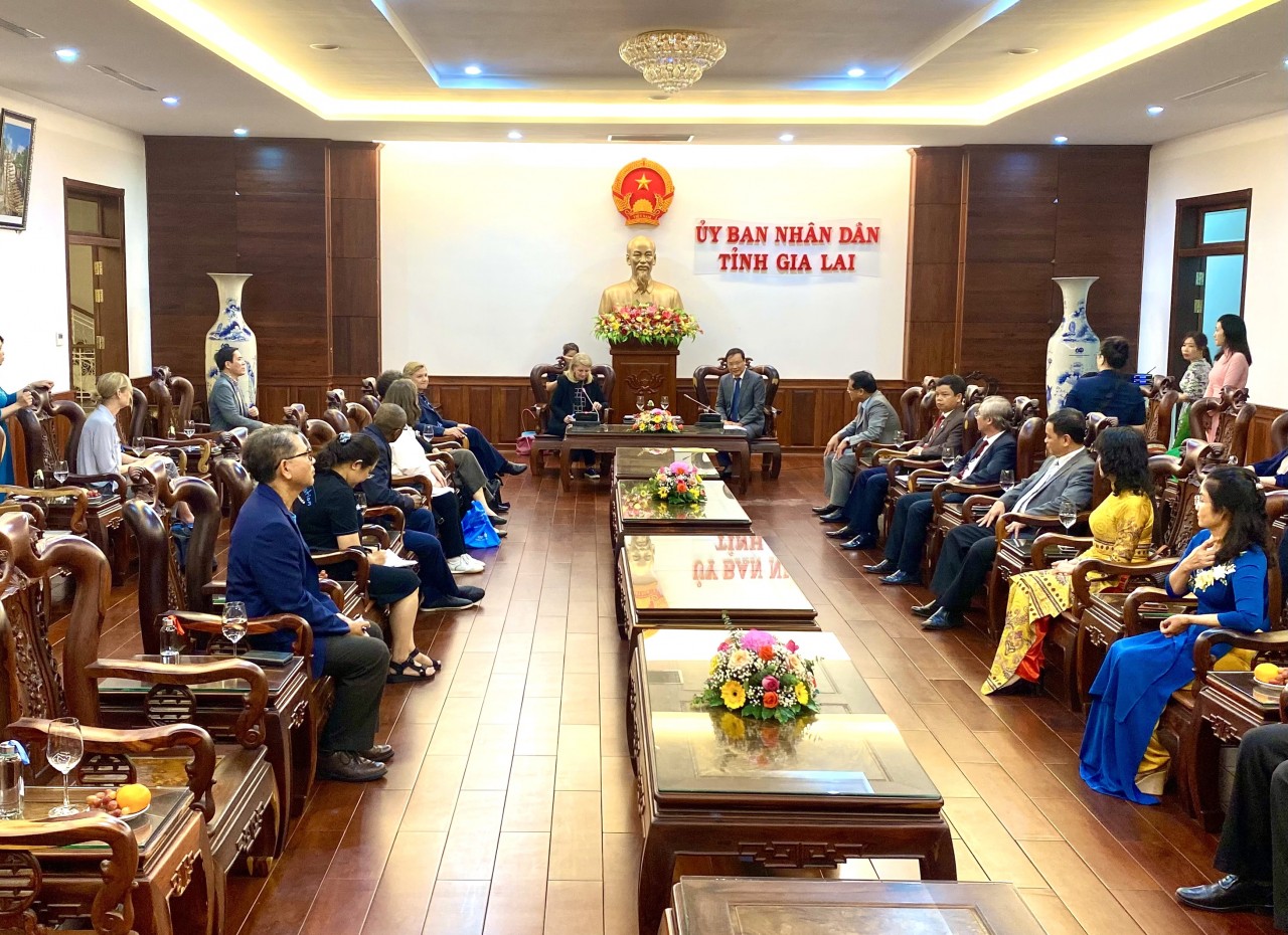 UNICEF tiếp tục đồng hành cùng với tỉnh Gia Lai về cải thiện suy dinh dưỡng ở trẻ em UNICEF tiếp tục đồng hành cùng với tỉnh Gia Lai về cải thiện suy dinh dưỡng ở trẻ em