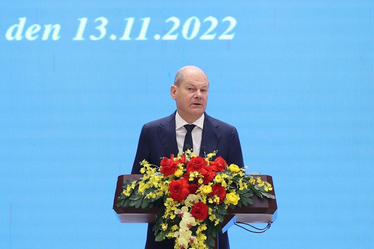 Chùm ảnh: Thủ tướng Đức Olaf Scholz cùng Thủ tướng Phạm Minh Chính dạo bộ đêm Hồ Gươm Chùm ảnh: Thủ tướng Đức Olaf Scholz cùng Thủ tướng Phạm Minh Chính dạo bộ đêm Hồ Gươm
