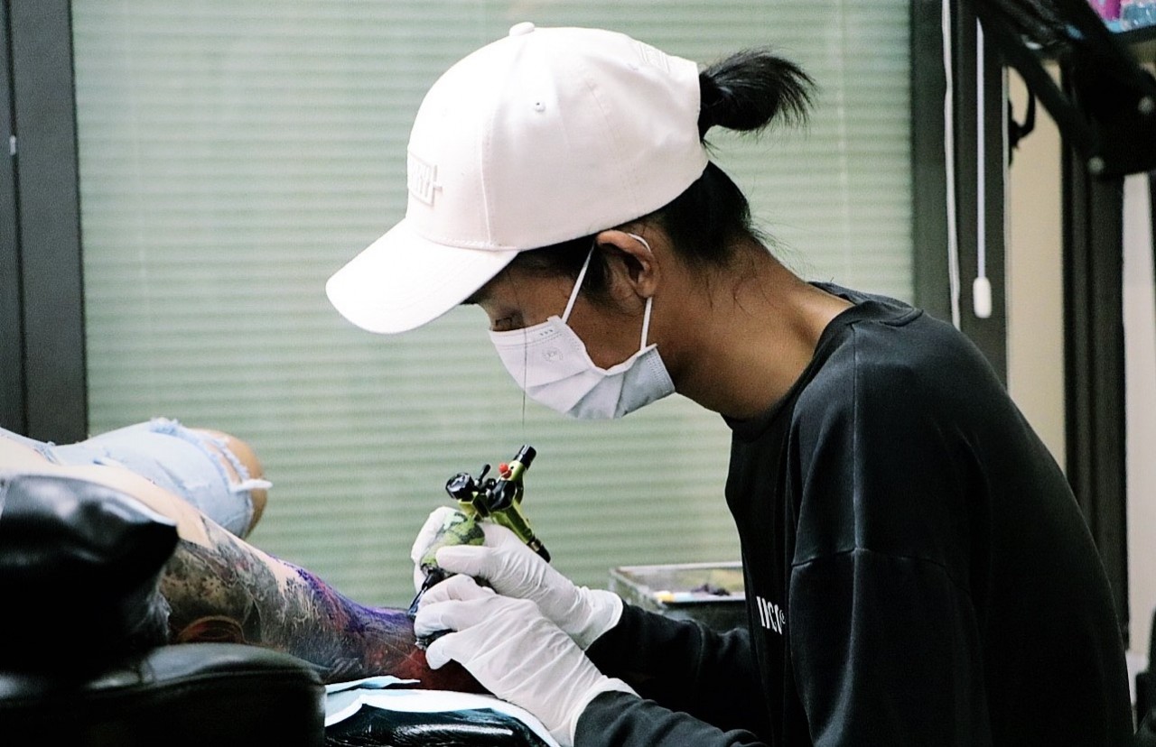 Nét văn hóa nghệ thuật Việt Nam tiếp cận với bạn bè quốc tế qua các tác phẩm xăm mình Nét văn hóa nghệ thuật Việt Nam tiếp cận với bạn bè quốc tế qua các tác phẩm xăm mình