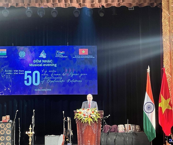 An Unique Musical Night Celebrating 50 Years Anniversary of Vietnam - India Relationship An Unique Musical Night Celebrating 50 Years Anniversary of Vietnam - India Relationship