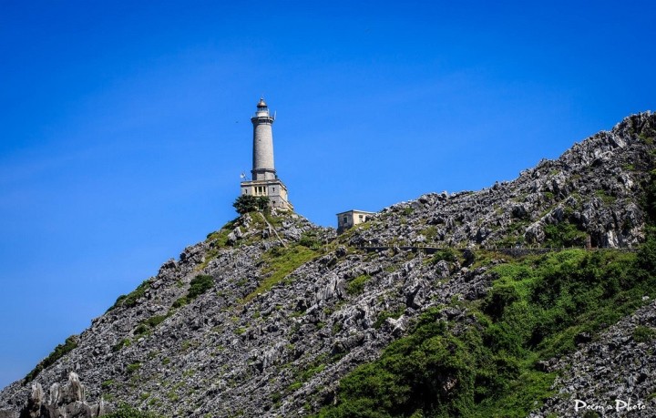 Long Chau Lighthouse has existed for 128 years.(Photo: Poem’s photo) Long Chau Lighthouse has existed for 128 years.(Photo: Poem’s photo)