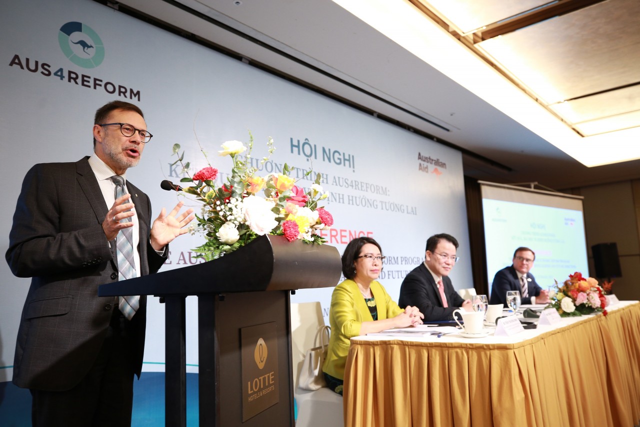Đại sứ Australia tại Việt Nam Andrew Goledzinowski phát biểu tại Hội nghị. Đại sứ Australia tại Việt Nam Andrew Goledzinowski phát biểu tại Hội nghị.