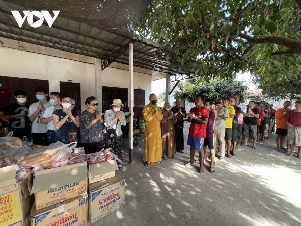 Vietnamese Buddhists in Laos Uphold the Tradition of Love Vietnamese Buddhists in Laos Uphold the Tradition of Love