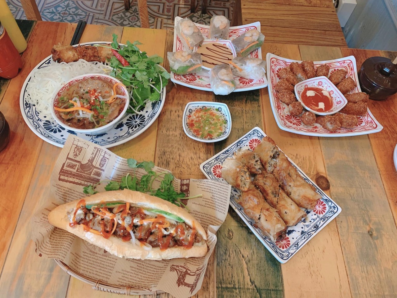 Quy Nhon Gil: Small Lovely Vietnam town in Itaewon Quy Nhon Gil: Small Lovely Vietnam town in Itaewon