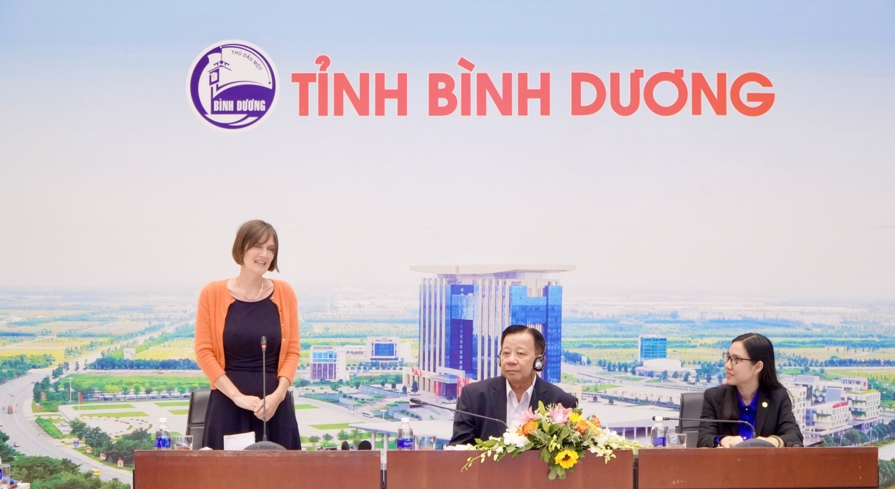 Doanh nghiệp Anh tìm hiểu môi trường đầu tư tại tỉnh Bình Dương Doanh nghiệp Anh tìm hiểu môi trường đầu tư tại tỉnh Bình Dương