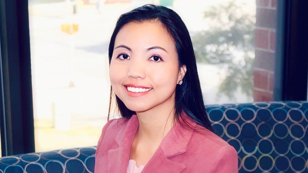 Jenny Nguyen hỗ trợ tân sinh viên vững bước trên hành trình du học Jenny Nguyen hỗ trợ tân sinh viên vững bước trên hành trình du học