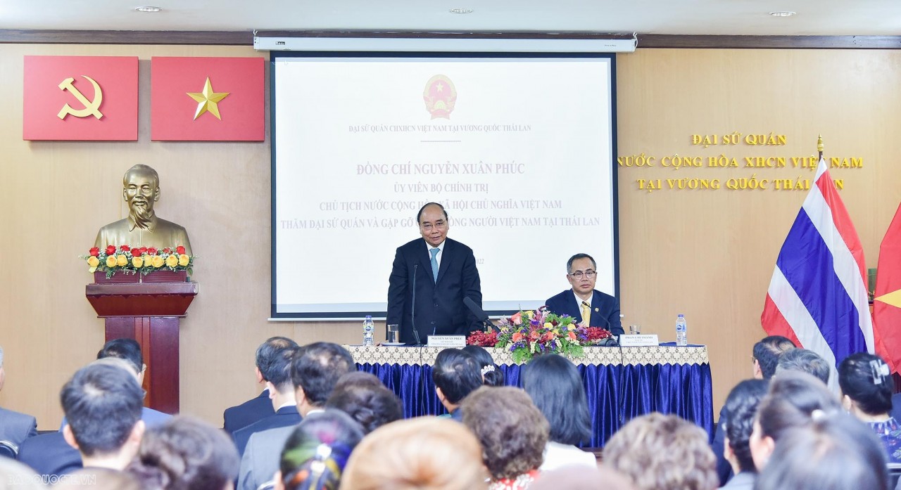 President Phuc expressed his hope that Vietnamese in Thailand will continue their solidarity and mutual support to contribute to both nations. Photo: President Phuc expressed his hope that Vietnamese in Thailand will continue their solidarity and mutual support to contribute to both nations. Photo: