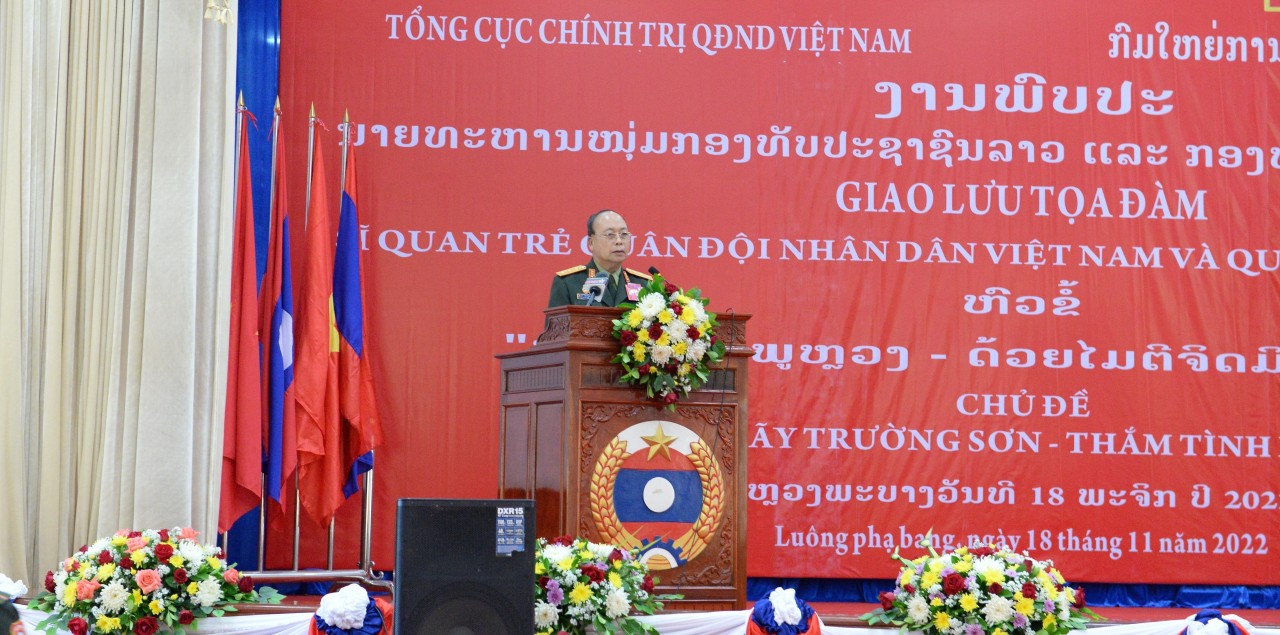 Giao lưu tọa đàm Sỹ quan trẻ Quân đội Nhân dân Việt Nam-Lào | Chính trị | Vietnam+ (VietnamPlus) Giao lưu tọa đàm Sỹ quan trẻ Quân đội Nhân dân Việt Nam-Lào | Chính trị | Vietnam+ (VietnamPlus)